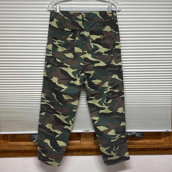 Sundry Green Camouflage Button Fly High Waist Cropped Pants Size 27 - Picture 4 of 9